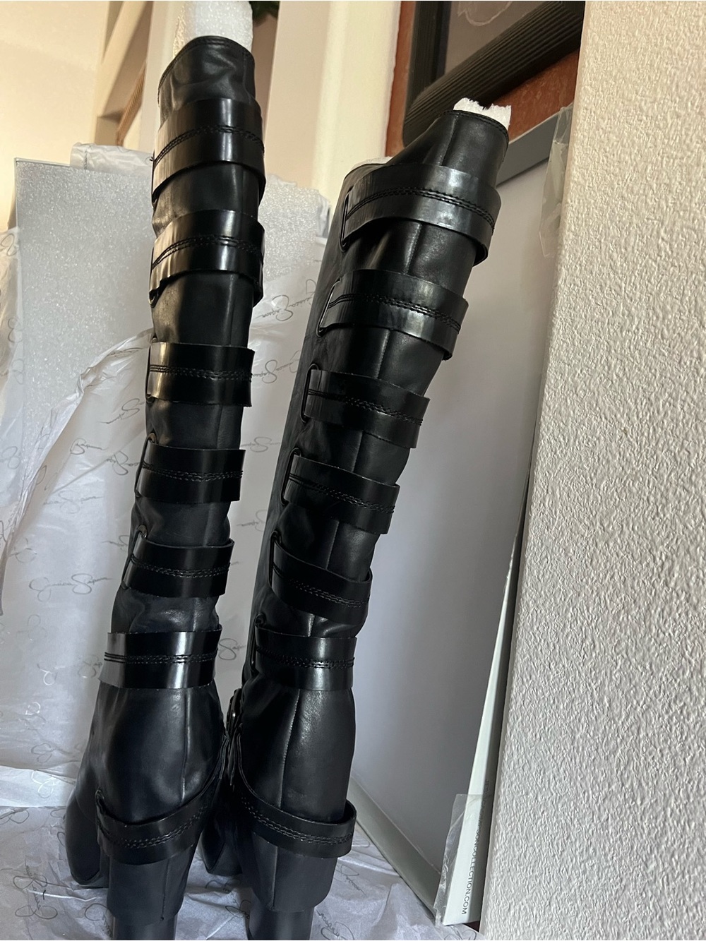 Jessica Simpson brand new black leather boots - Picture 4 of 9